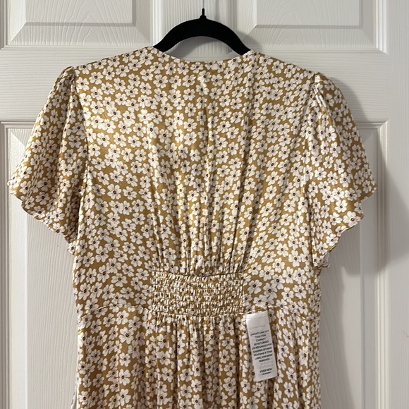 Reece flutter sleeve mini dress - Picture 5 of 6